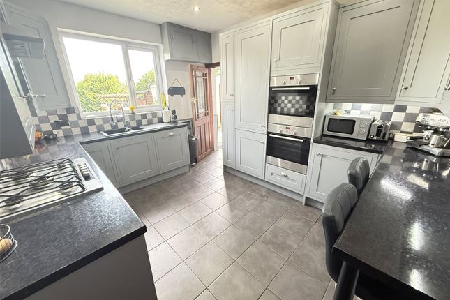 36, Southpark Road, Par photo 3
