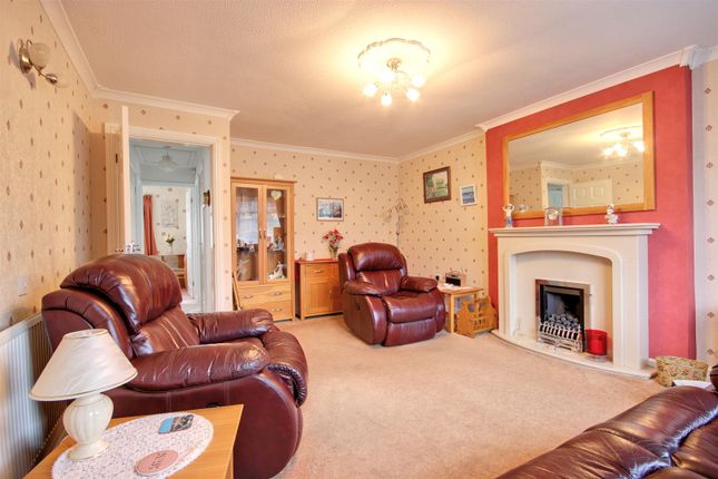 2-bed other on 19, Scarrington Crescent, Hull, £190,000