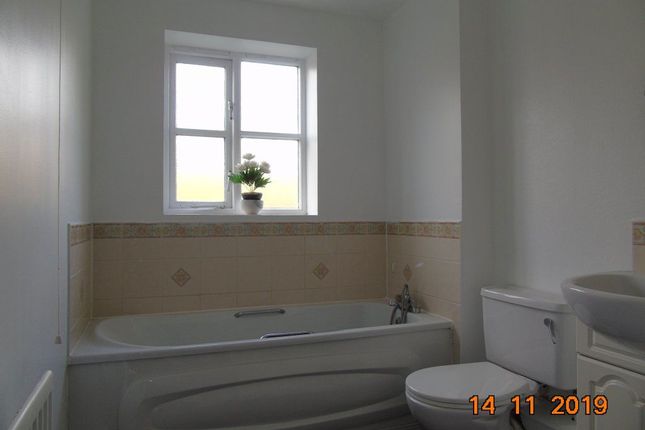 3, Goodwin Villas, Cippenham photo 5