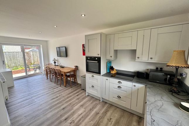 4, Elmwood Crescent, Newcastle Upon Tyne photo 2