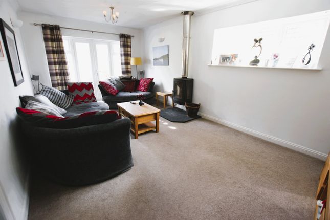 10, Blythe Road, Wimborne photo 4