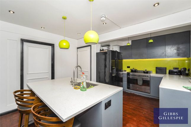 Room 2, 92, Robin Hood Way, Greenford photo 4