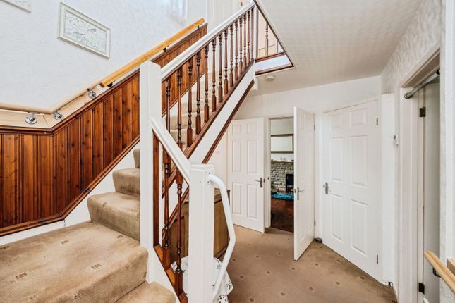 28, Beaufort Drive, Swansea photo 2