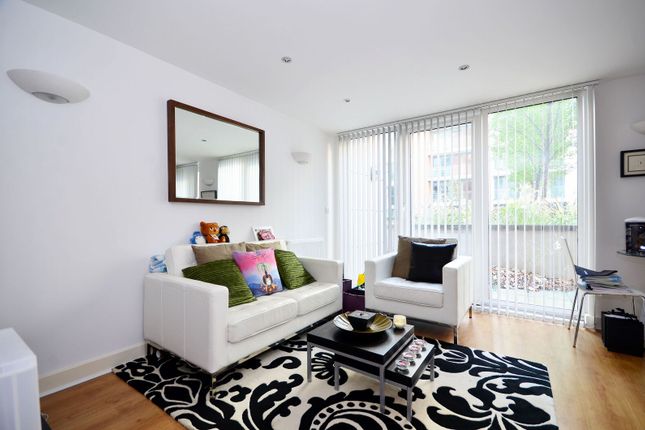 Adriatic Apartments, Royal Docks photo 3