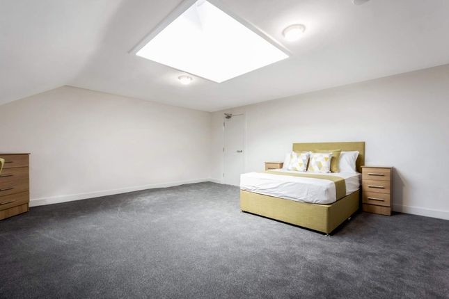 Flat to rent in Bath Street, City Centre, Glasgow