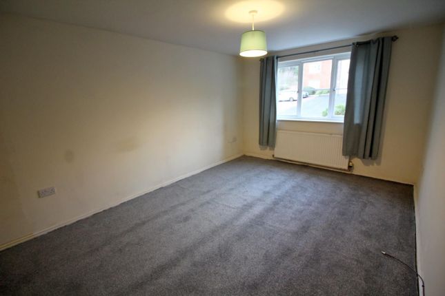 20, Broadoaks, Bury photo 5