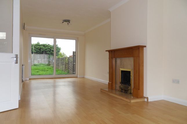 17, Keswick Gardens, Reading photo 4