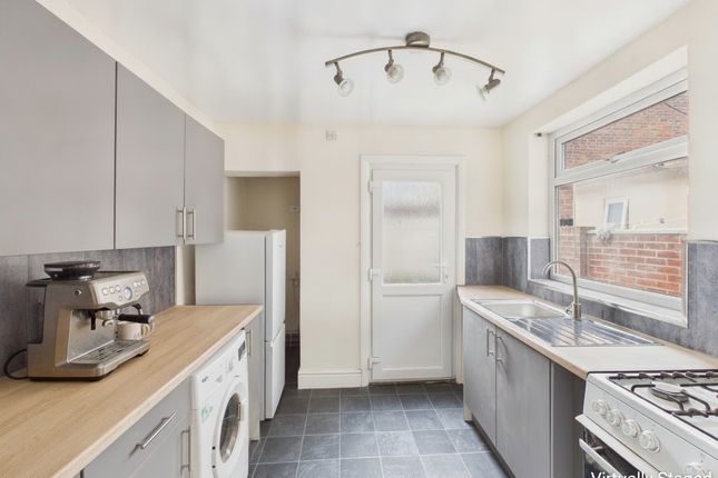 113 Goddard Avenue, Hull, East Riding of Yorkshire photo 4