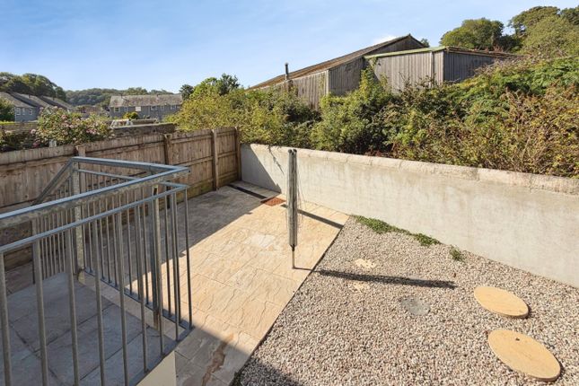 15 St. Johns Road, Helston, Cornwall photo 2