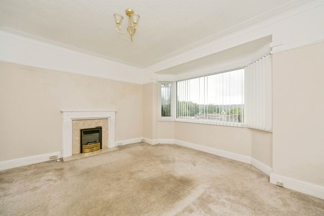 131, Dinerth Road, Colwyn Bay photo 2