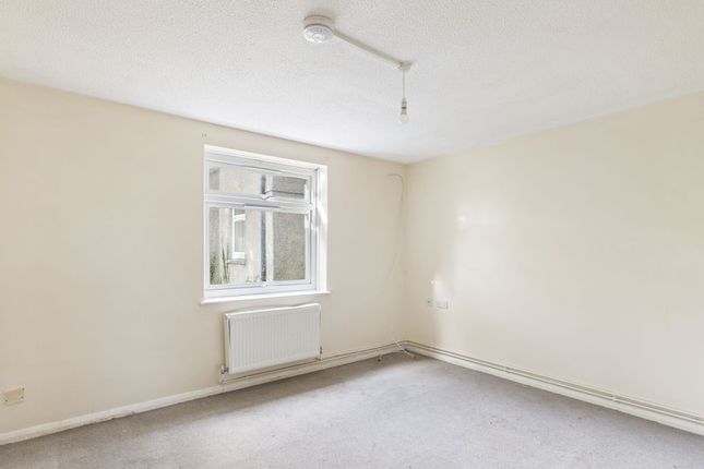 30, Roscadghill Parc, Penzance photo 3