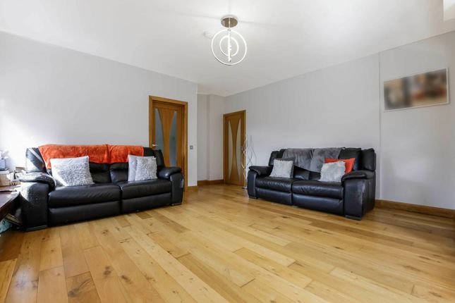 52 Greenhill Road, Bonnybridge photo 4