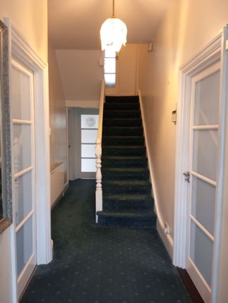 Elgin Road, Ilford photo 4