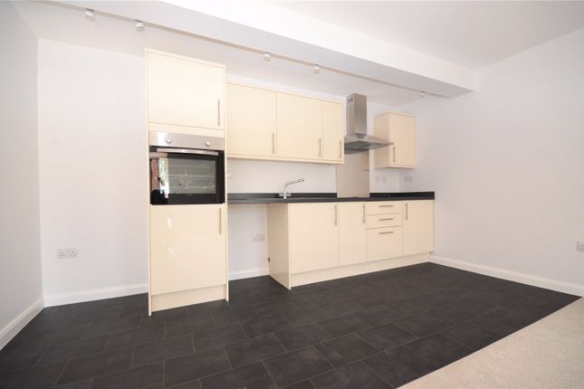 Flat to rent in Beenham Grange, Grange Lane, Beenham, Reading