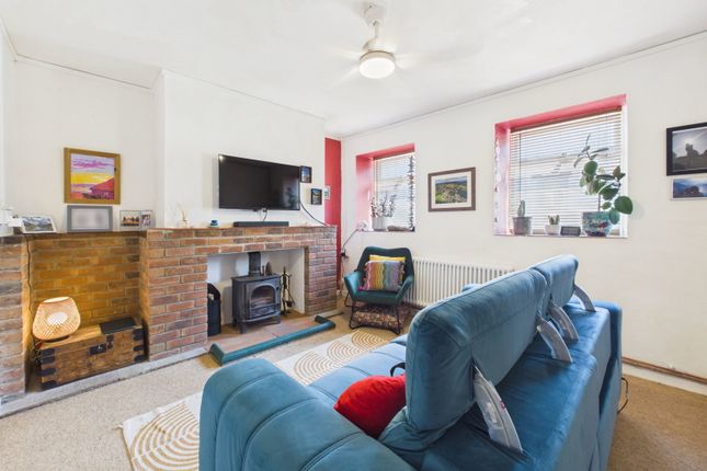 Park Farm Cottages,1, High Street, Ruardean photo 2