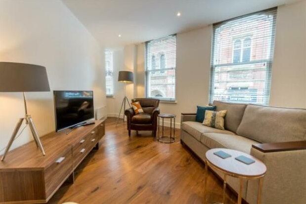 Flat to rent in Clifford Street, York