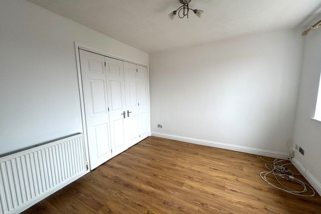 31, Meadowbrook Close, Normanton, Wakefield photo 2