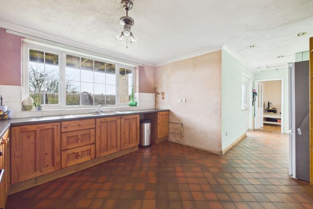 41 Brackley Road, Towcester photo 4