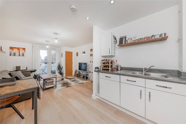 Thumbnail Flat for sale in Flowers Close, London