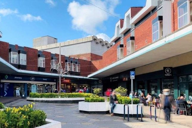 Thumbnail Retail premises to let in Unit 27, Ryemarket Shopping Centre, Unit 27, Ryemarket Shopping Centre, Stourbridge