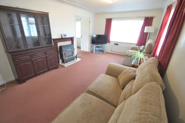 12, Sycamore Crescent, Woodmancote photo 3
