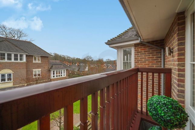 Eltham House,3, Hammers Lane, London photo 3