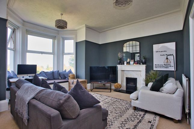 Flat 2 Lee House, 11, Walmer Castle Road, Kent photo 3