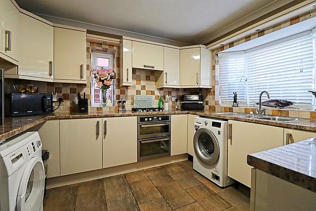 4A, Thorney Bay Road, Canvey Island photo 2