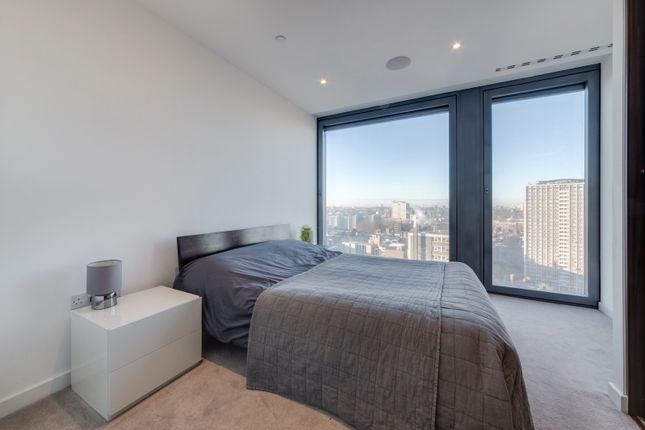 Flat for sale in Chronicle Tower, 261B City Road