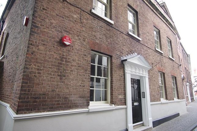 Flat to rent in Berkeley Street, Gloucester, Gloucester