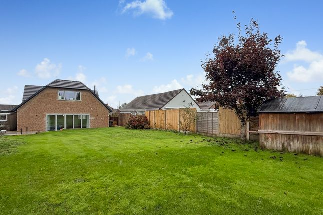 5, Ludlow Close, Warminster photo 2