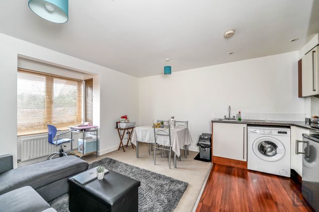 Flat for sale in 20 Milton Road, Bedford