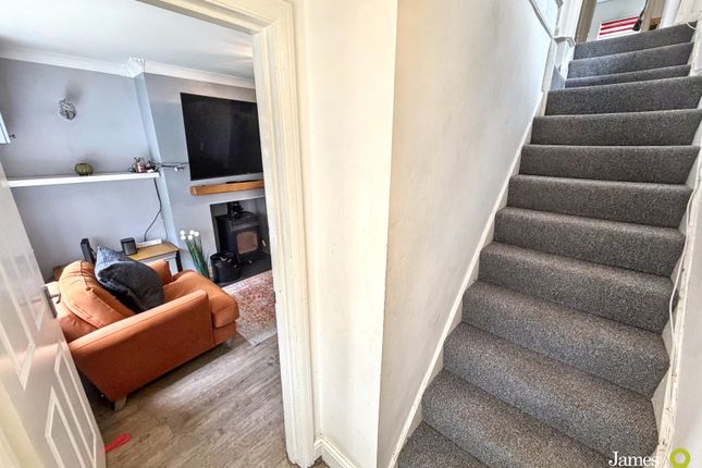 Laburnum Terrace, Rhydyfelin Pontypridd photo 4
