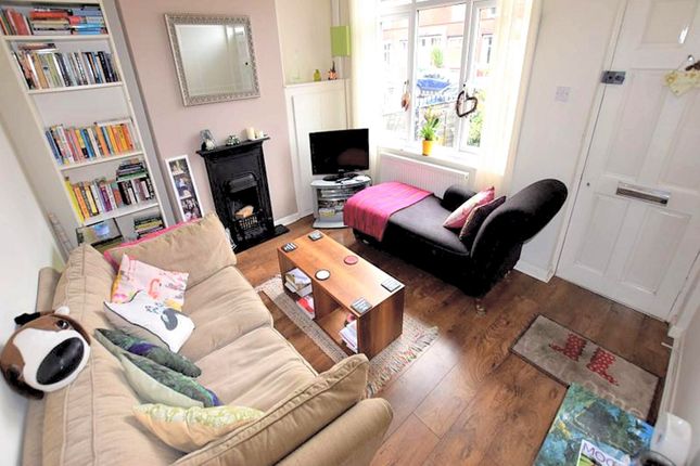 13, Dundonald Road, Didsbury photo 2