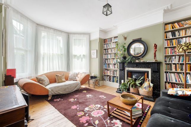 95, Greenham Road, London photo 2