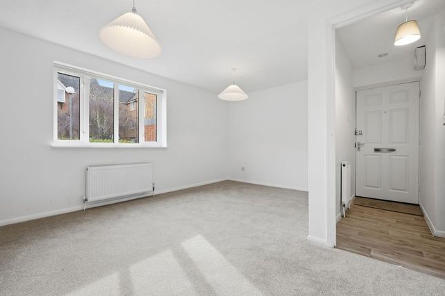 Flat 26, Farthingale Court, Peregrin Road, Waltham Abbey photo 3