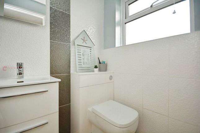 1, Copperhurst Walk, Margate photo 5