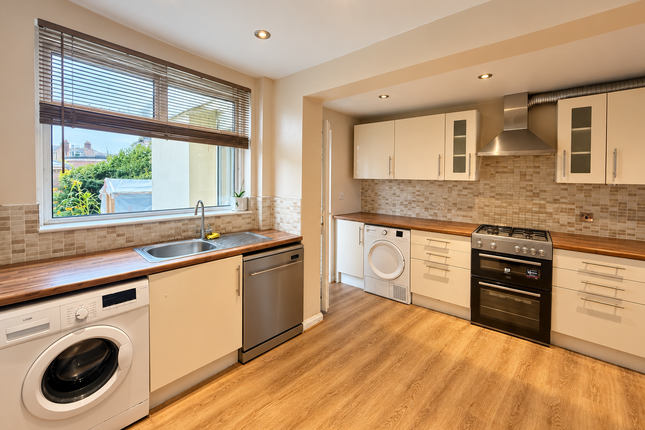 ORPINGTON photo 2
