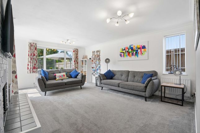 20 Prince Grove, Abingdon photo 4