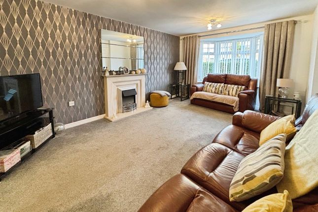 35, Javelin Close, Bradford photo 4