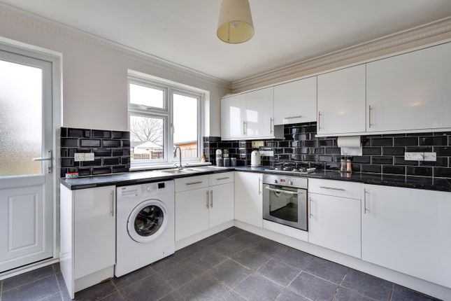 Terraced house for sale in Sherwood Park Avenue, Sidcup