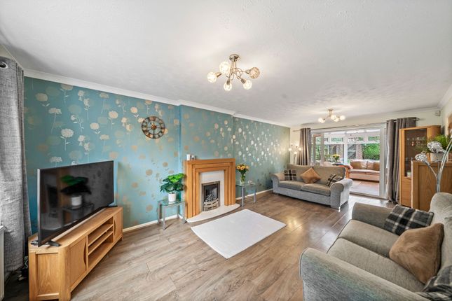10, Grantwood, Ashton-In-Makerfield, WN4 8LW photo 2