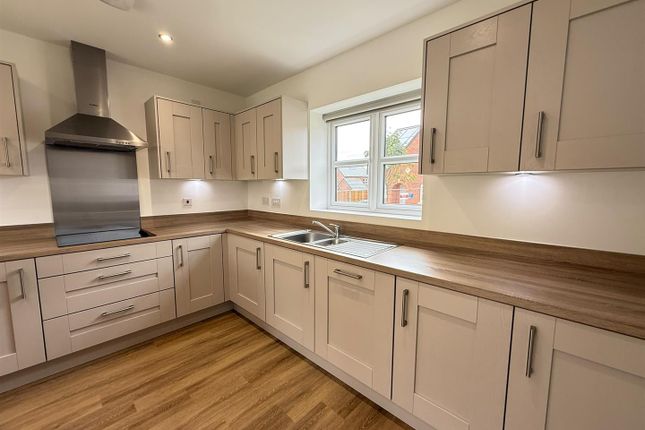 6, Matilda Close, Horwich photo 4