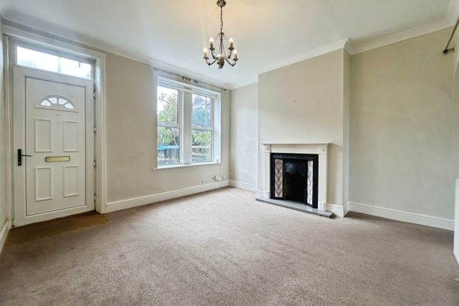 7, Stonefall Avenue, Harrogate photo 2