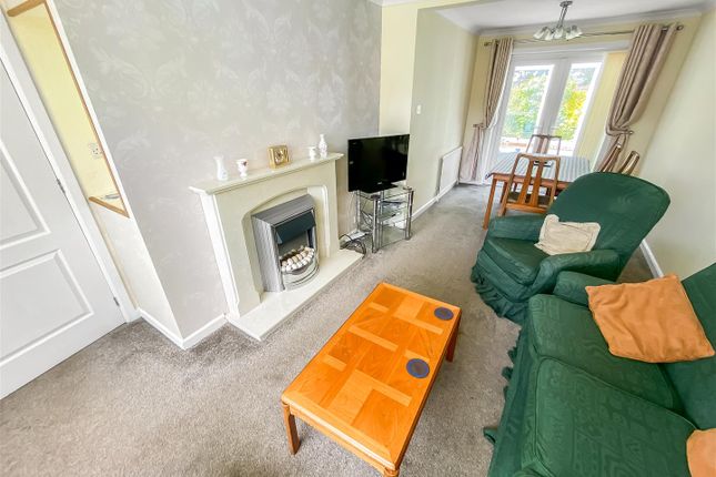 4, Haselrigg Close, School Aycliffe photo 3