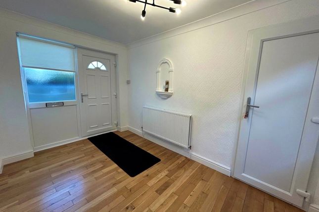 69A,, Shrewsbury Road, Prenton photo 3