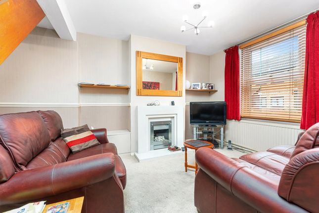 Terraced house for sale in Clarence Road, Sutton