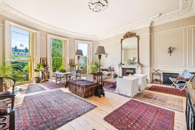2-bed flat on Flat 4, 43 Brunswick Square, East Sussex, £700,000