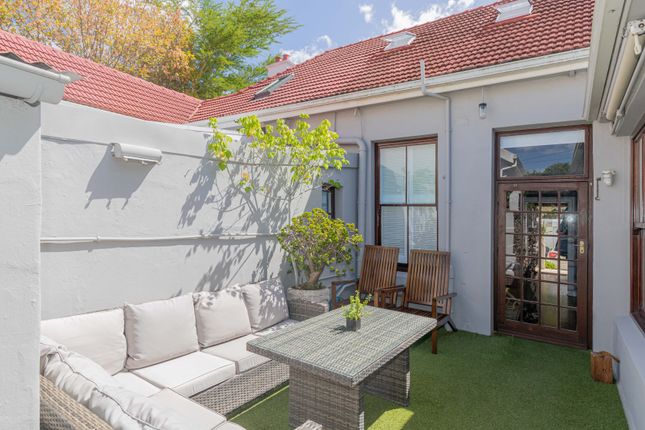 Thumbnail Cottage for sale in Harfield Road, Claremont, Cape Town, Western Cape, South Africa