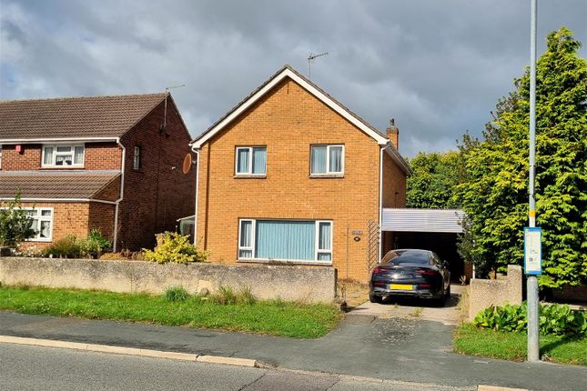 Thumbnail Detached house for sale in Windsor Road, Swindon